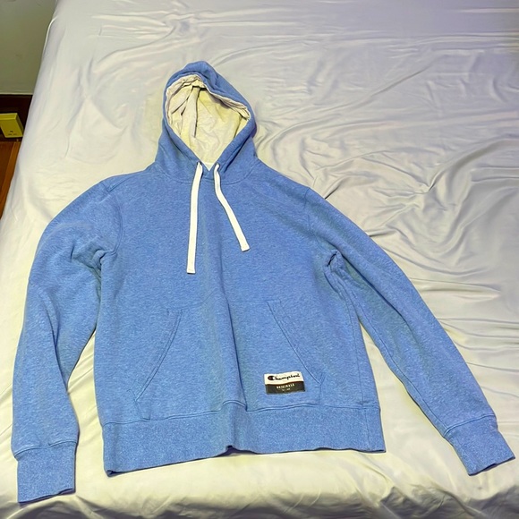 Champion Sweatshirt - Picture 1 of 3